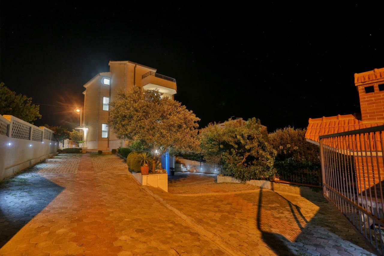 Villa Rako Dugi Rat Esterno foto
